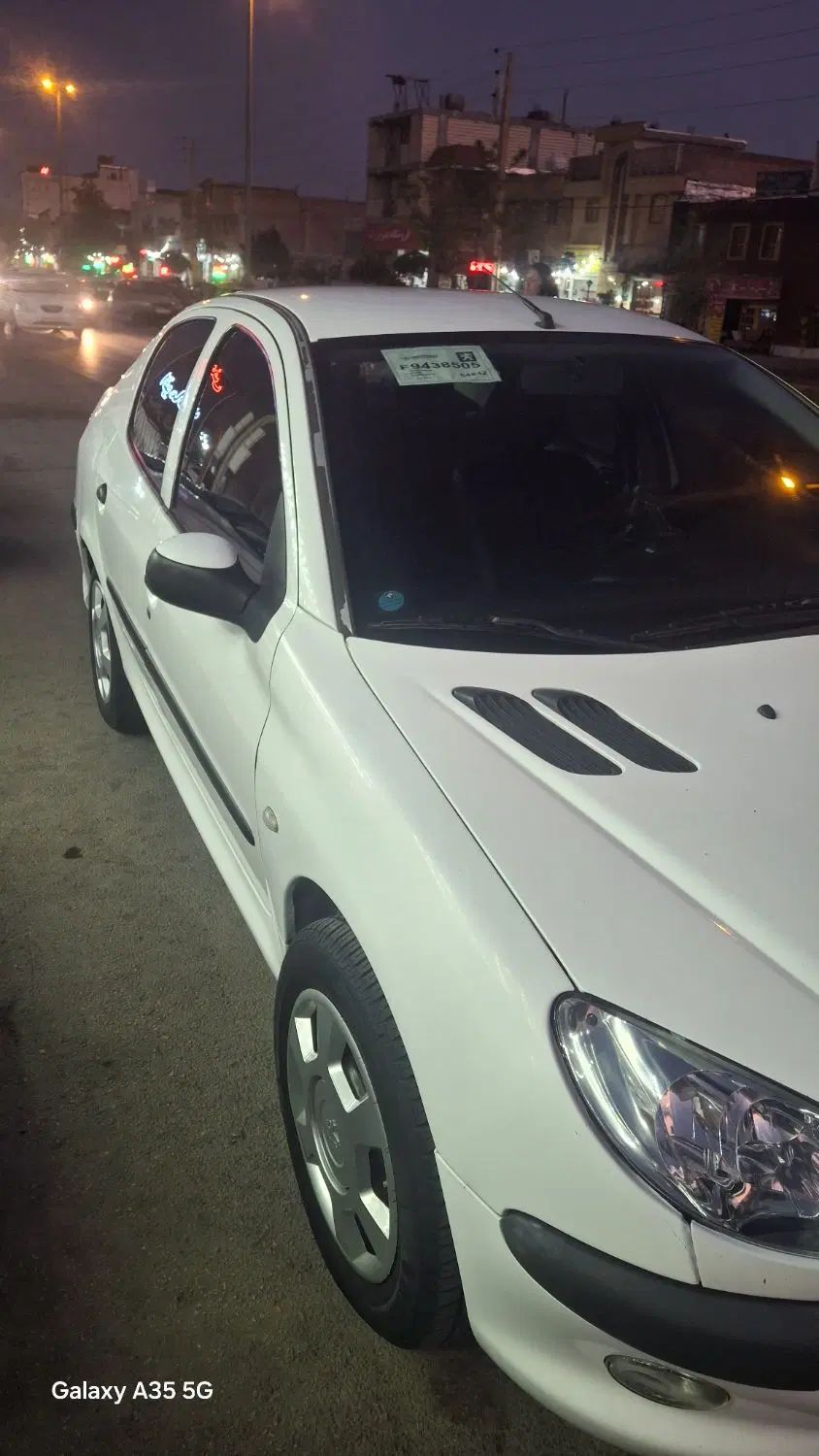 پژو ۲۰۶ صندوق دار v8 - 1396