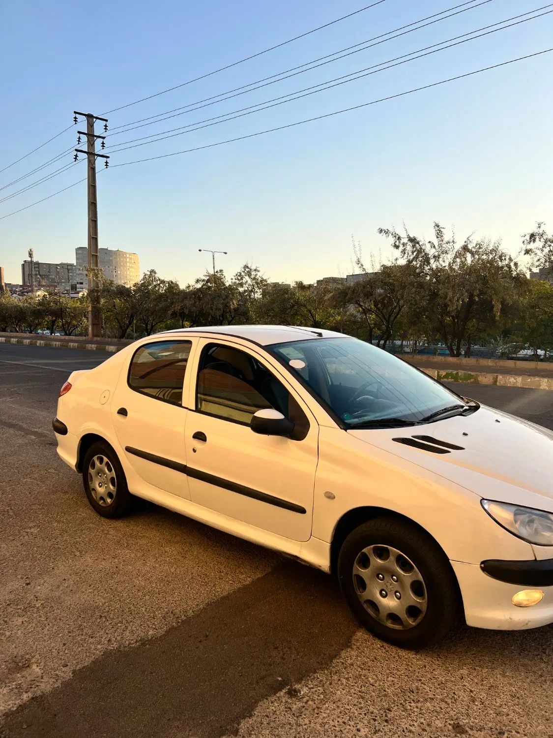 پژو ۲۰۶ صندوق دار v8 - 1395