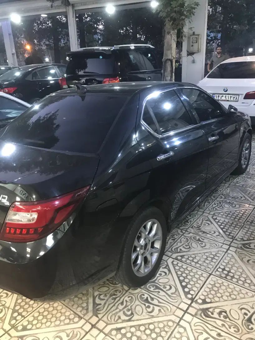 دنا پلاس توربو اتوماتیک - 1401