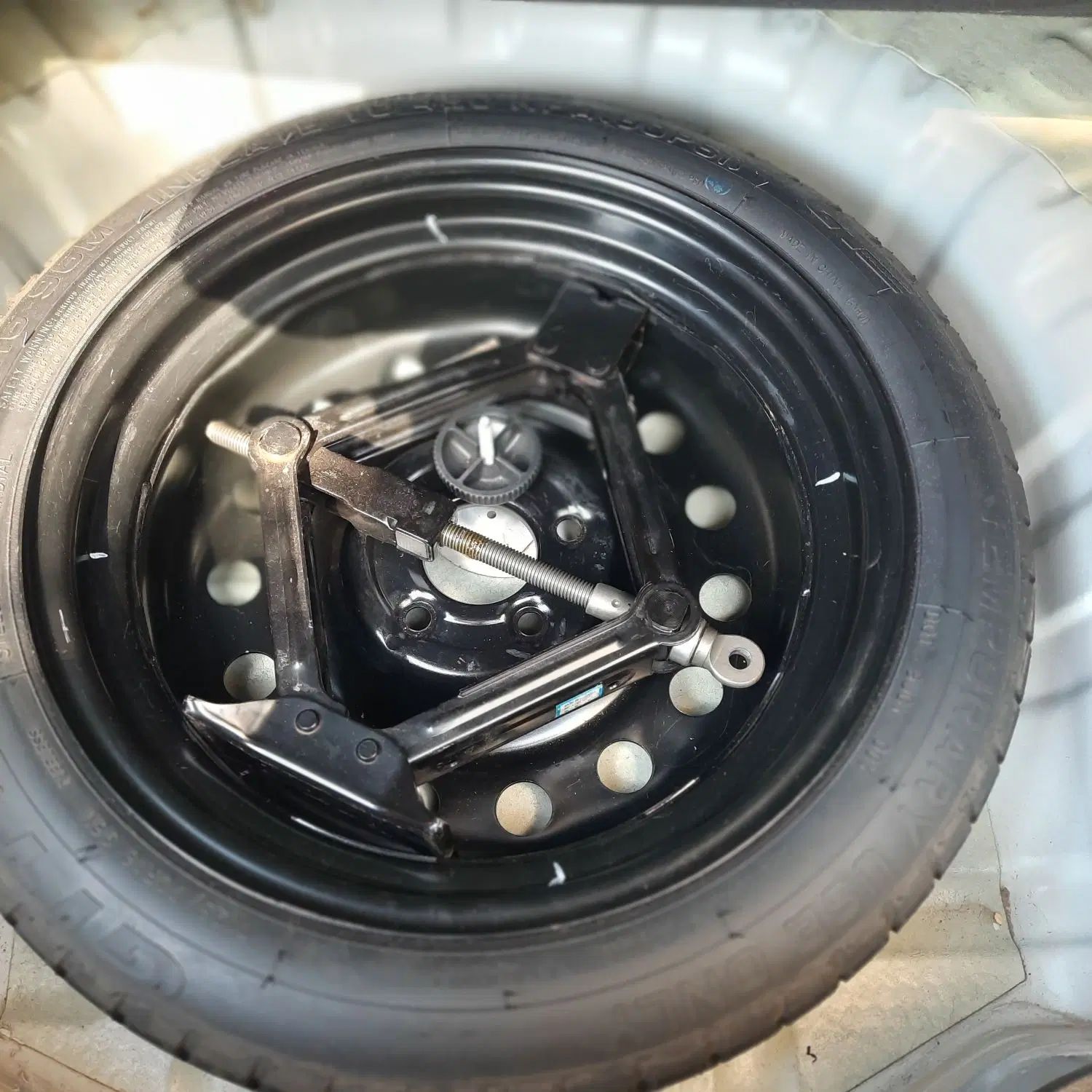 ام وی ام X22 پرو اتوماتیک IE - 1401