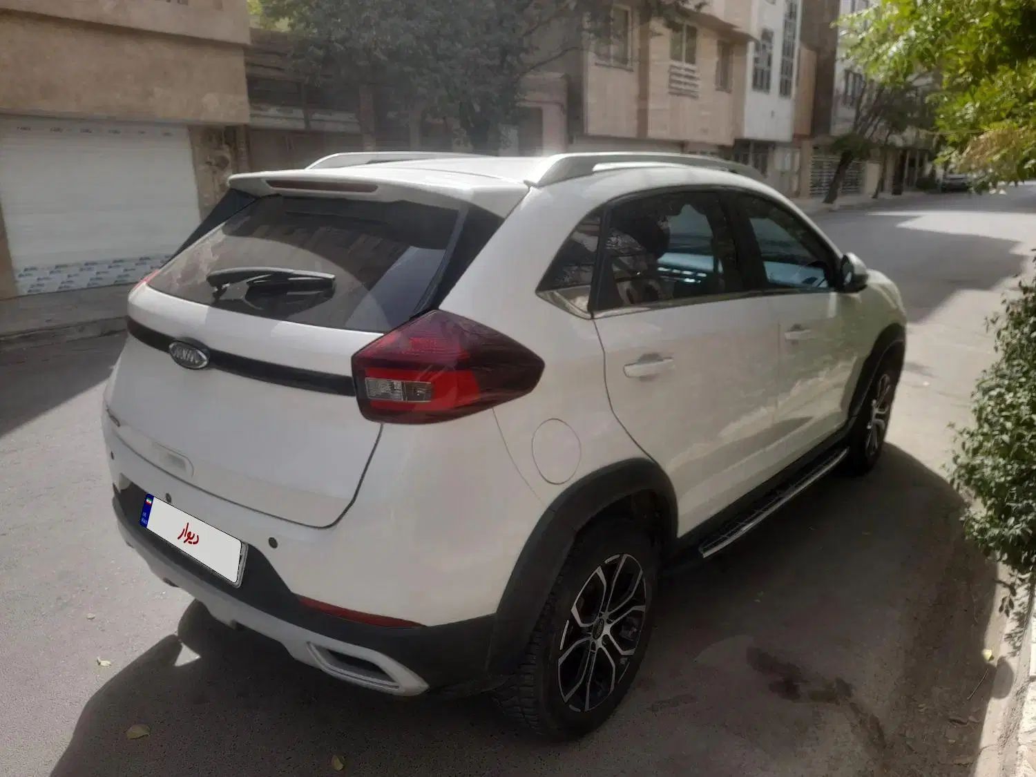 ام وی ام X22 پرو اتوماتیک اکسلنت - 1402