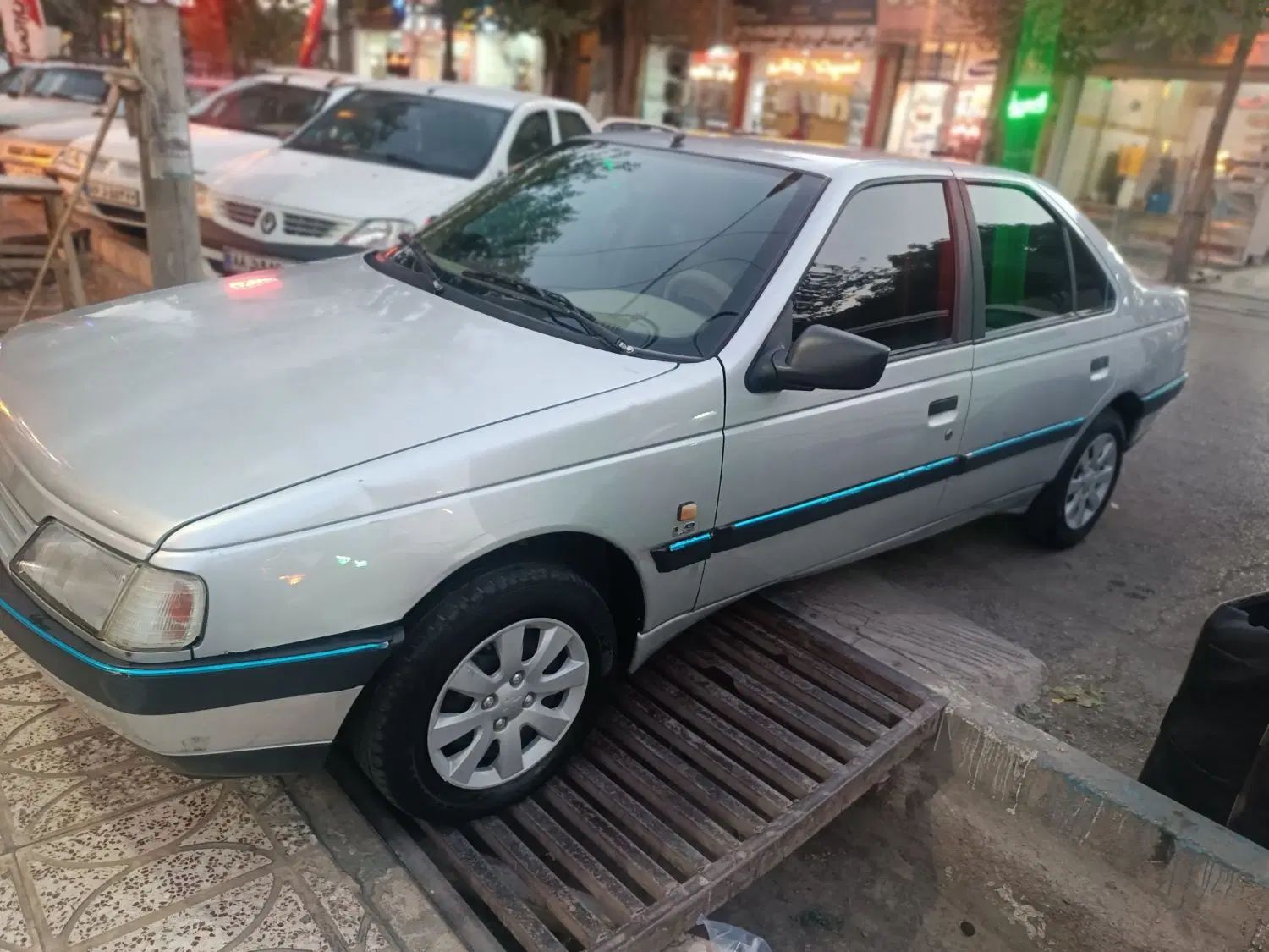 پژو 405 GLX - 1392