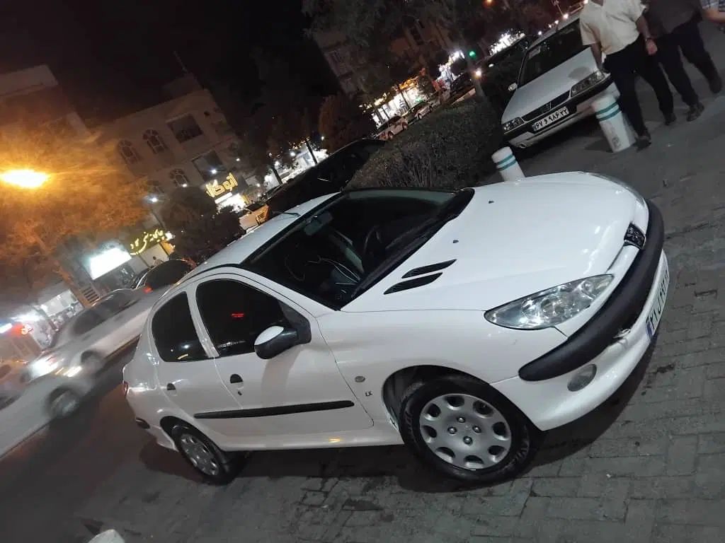 پژو ۲۰۶ صندوق دار v1 - 1389