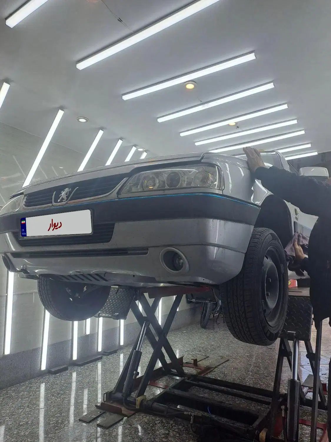 پژو 405 SLX بنزینی TU5 - 1391
