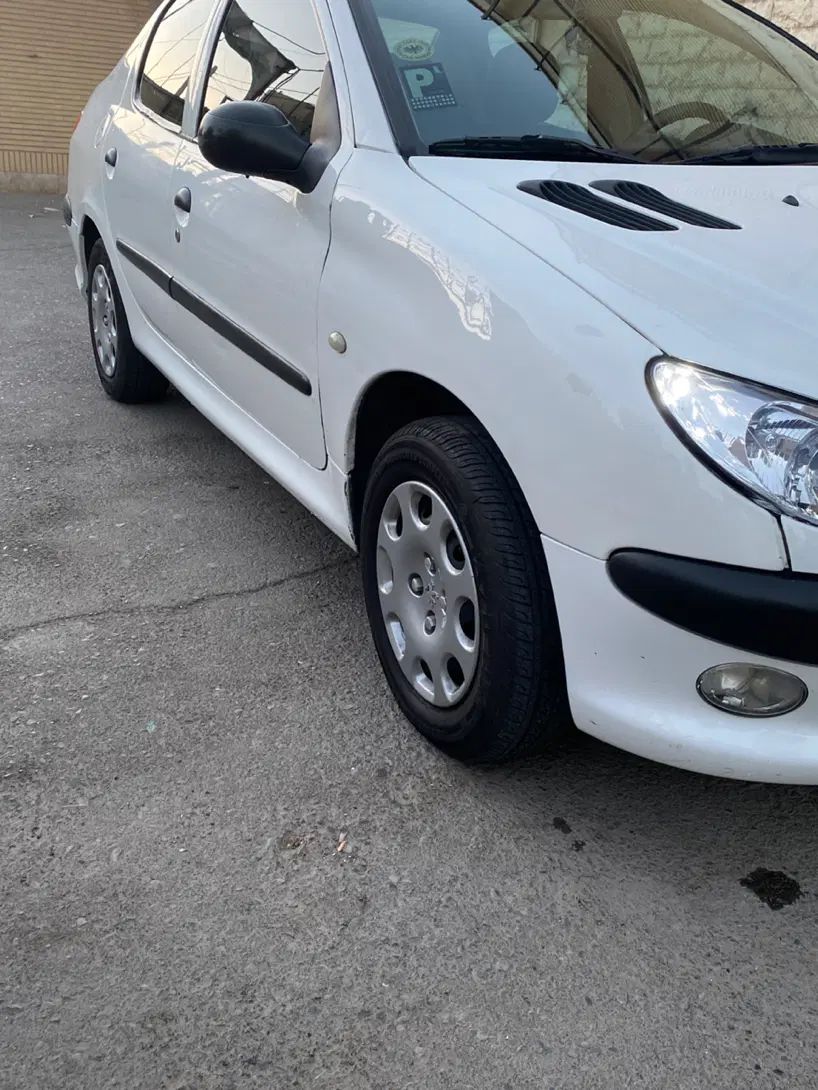 پژو ۲۰۶ صندوق دار v8 - 1393