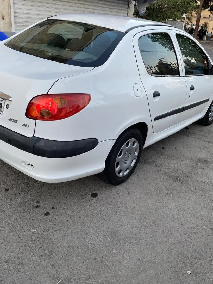 پژو ۲۰۶ صندوق دار v8 - 1393