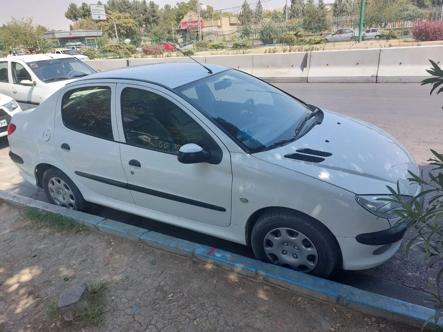 پژو ۲۰۶ صندوق دار v9 - 1390