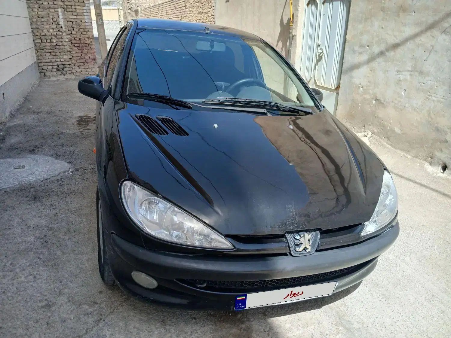 پژو ۲۰۶ صندوق دار v8 - 1395