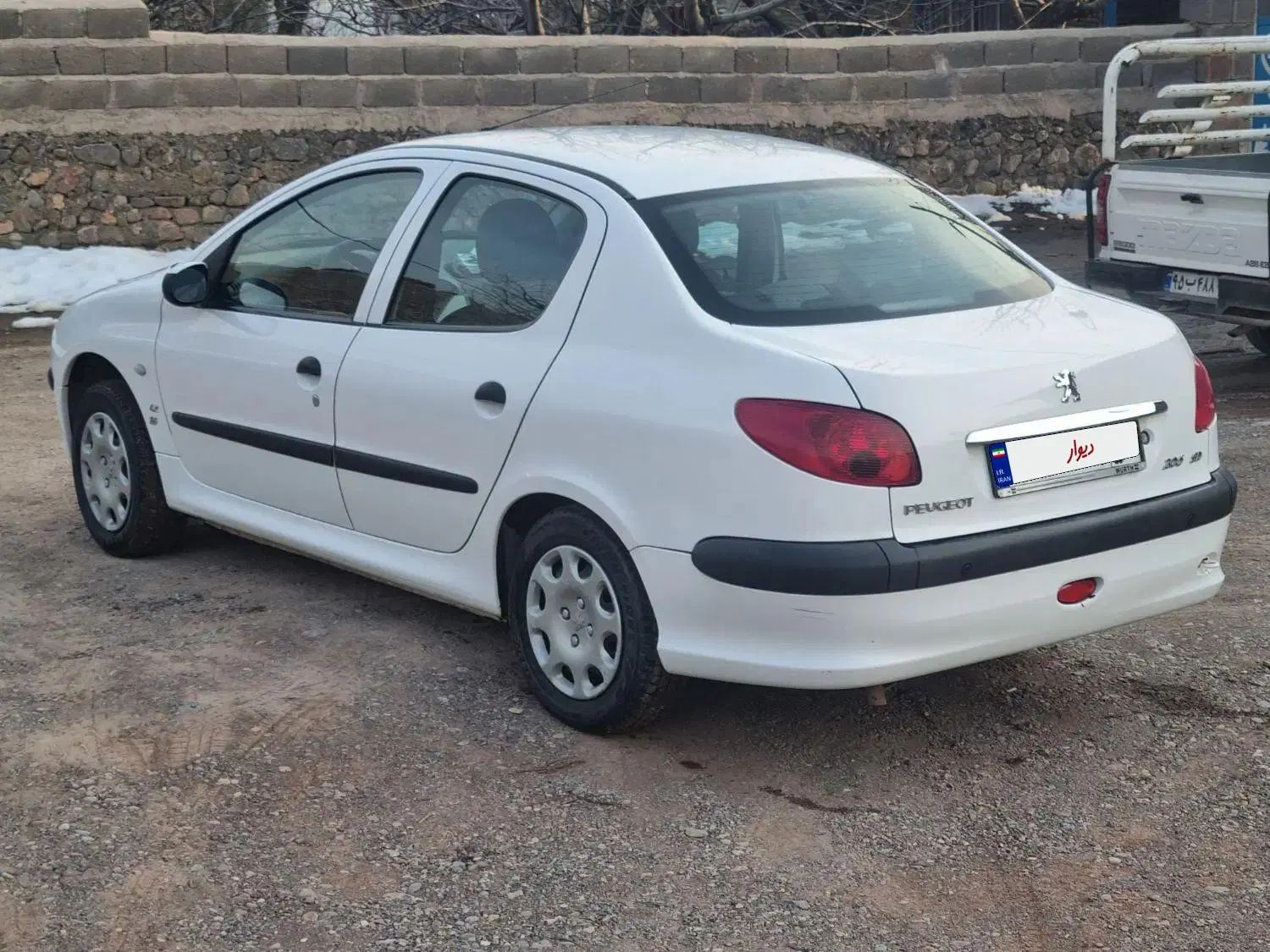 پژو ۲۰۶ صندوق دار v8 - 1397
