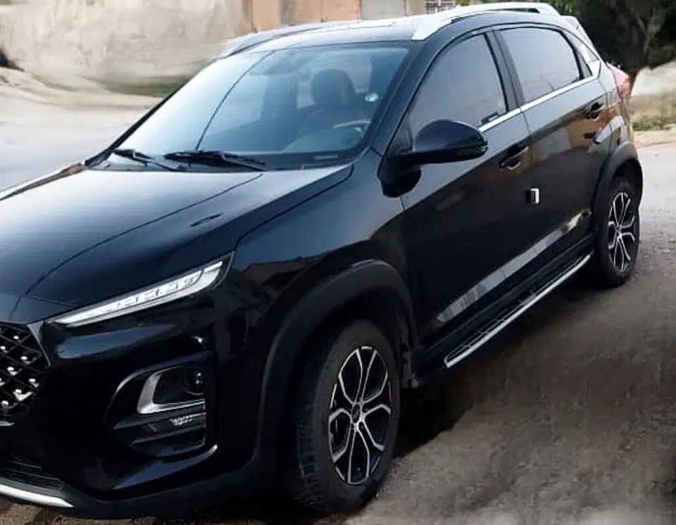 ام وی ام X22 پرو دنده‌ای - 1402