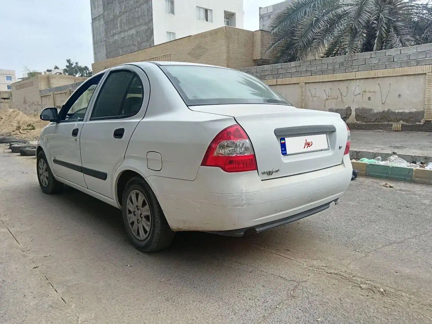 تیبا صندوق دار SX - 1393