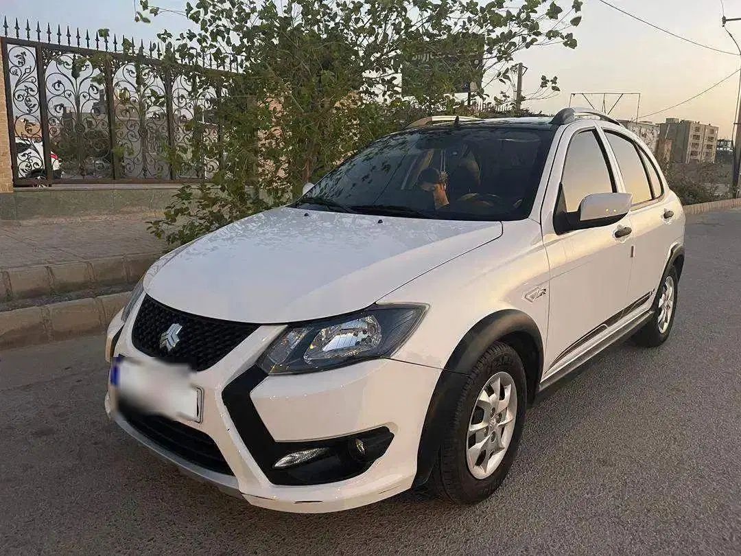 کوییک R دنده‌ای - 1403