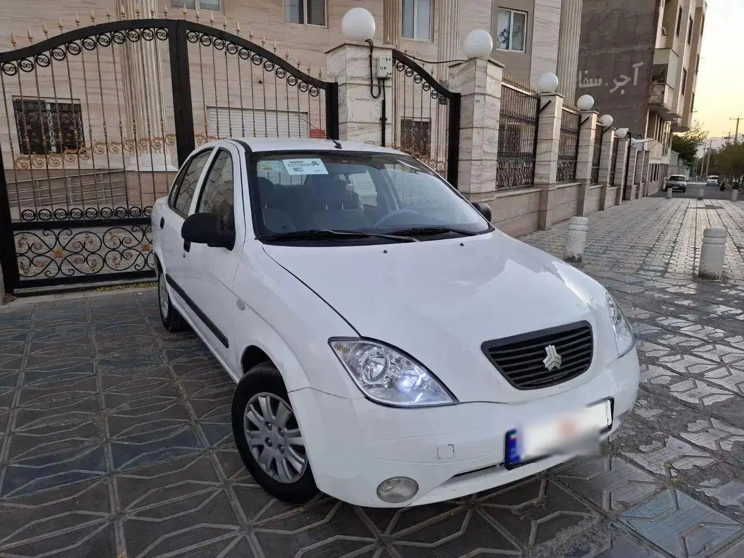 تیبا صندوق دار SX - 1393