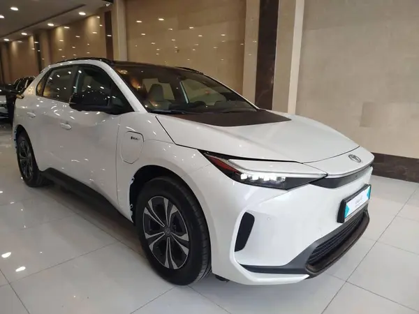تویوتا bZ4X FWD پرو - 2024