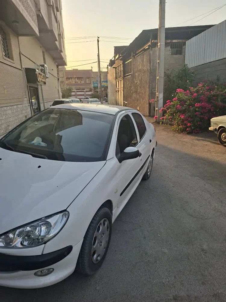 پژو ۲۰۶ صندوق دار v8 - 1397
