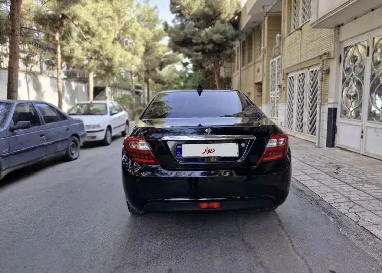 دنا پلاس ۵ دنده EF7 - 1402