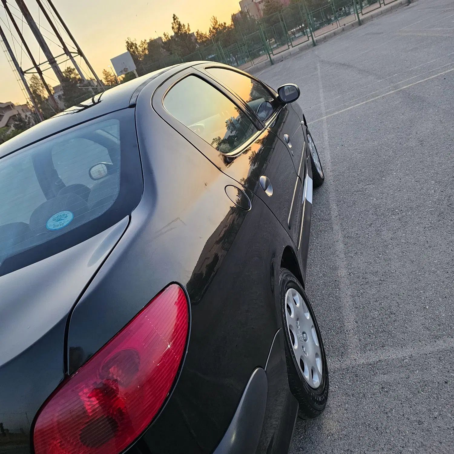 پژو ۲۰۶ صندوق دار v8 - 1394