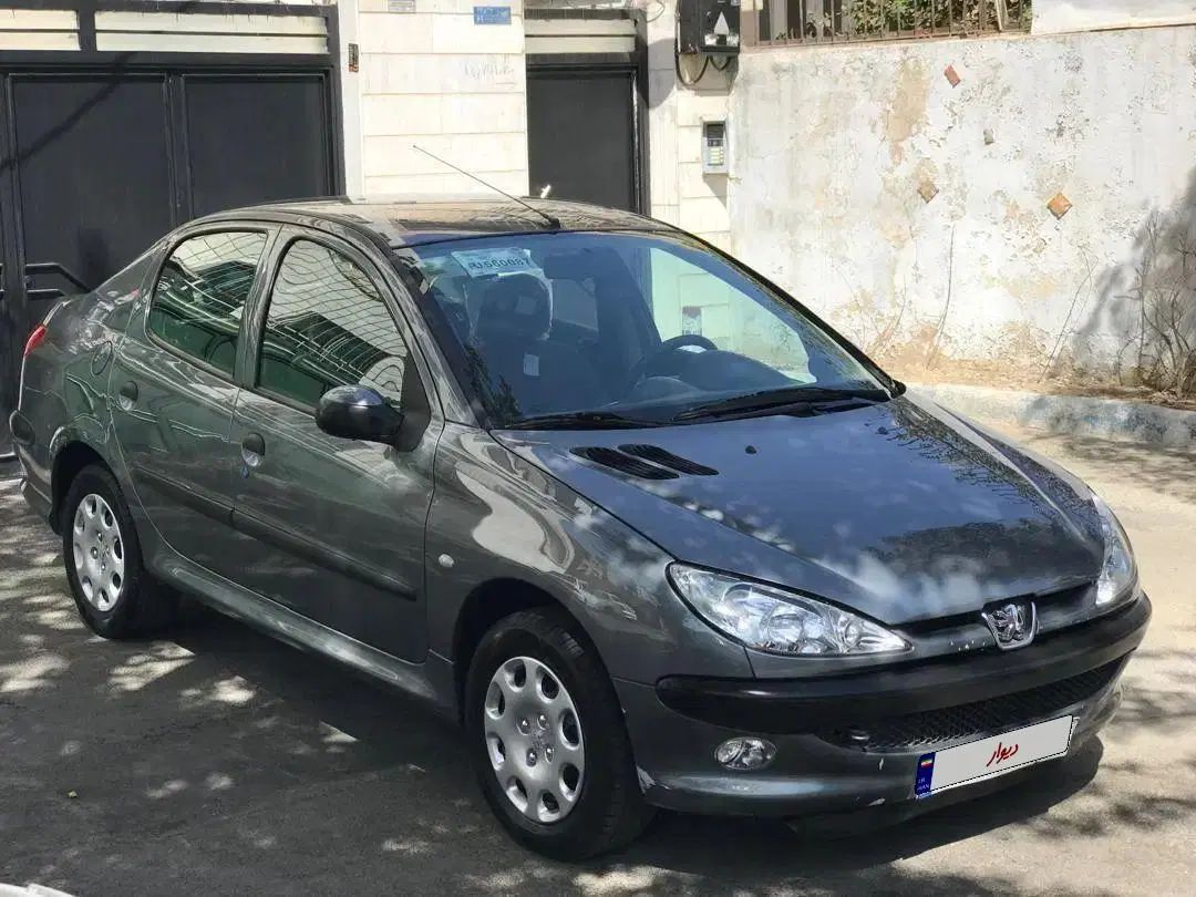 پژو ۲۰۶ صندوق دار v8 - 1397