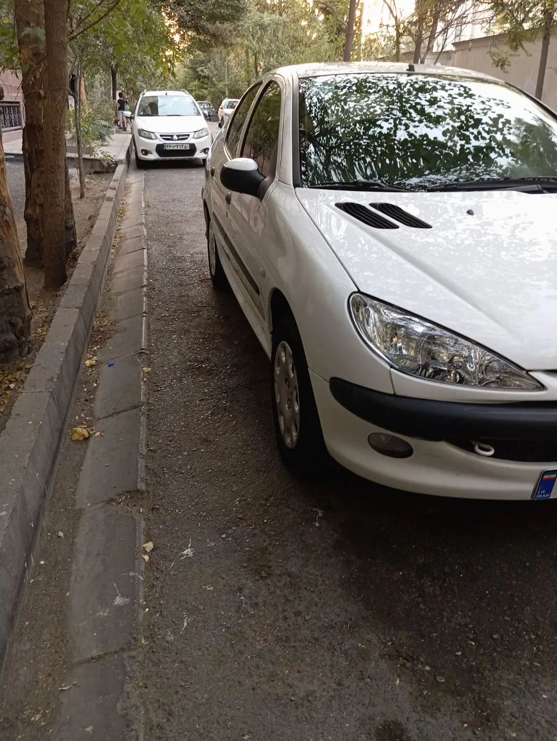 پژو ۲۰۶ صندوق دار v8 - 1398