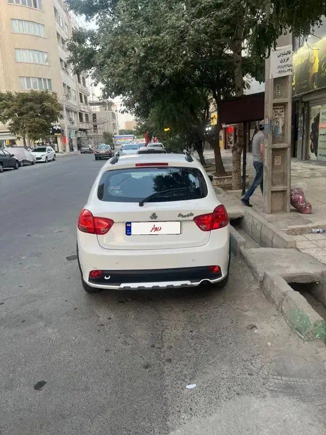 خودرو کوییک، معمولی آگهی ann_20506745