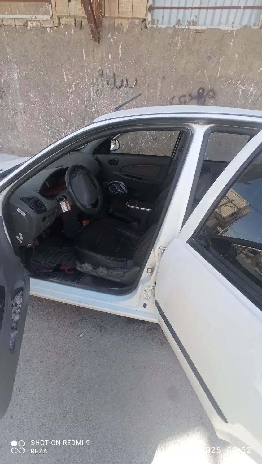 تیبا صندوق دار SX - 1398