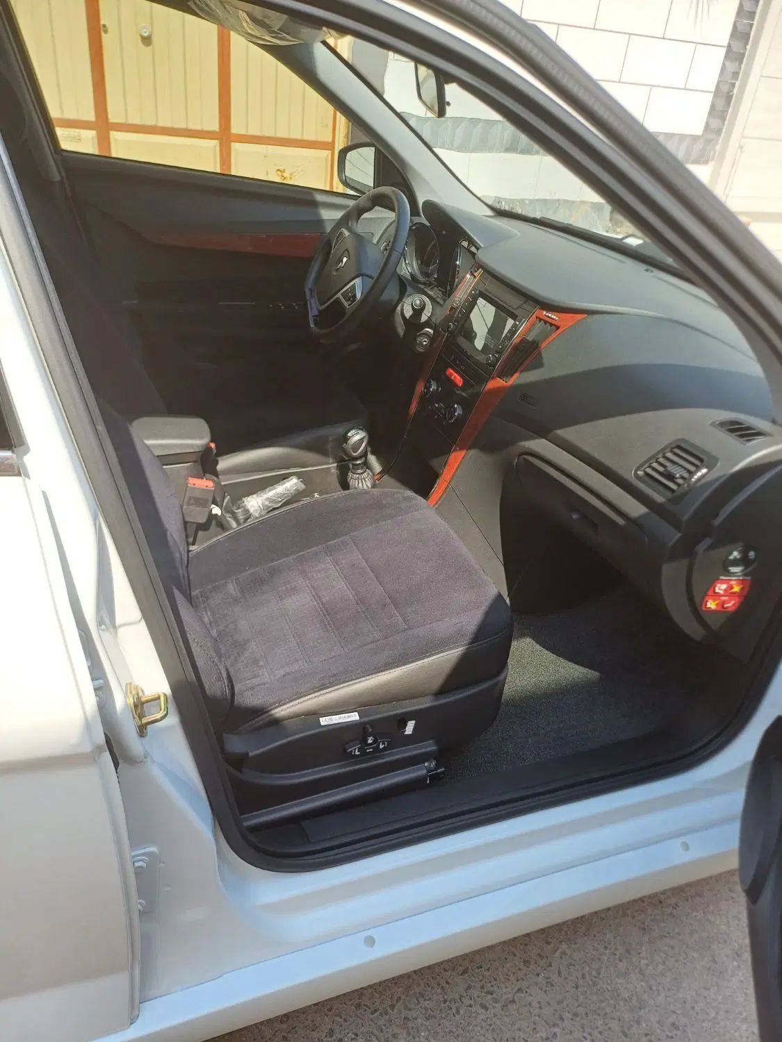 دنا پلاس ۶ دنده EF7p - 1403