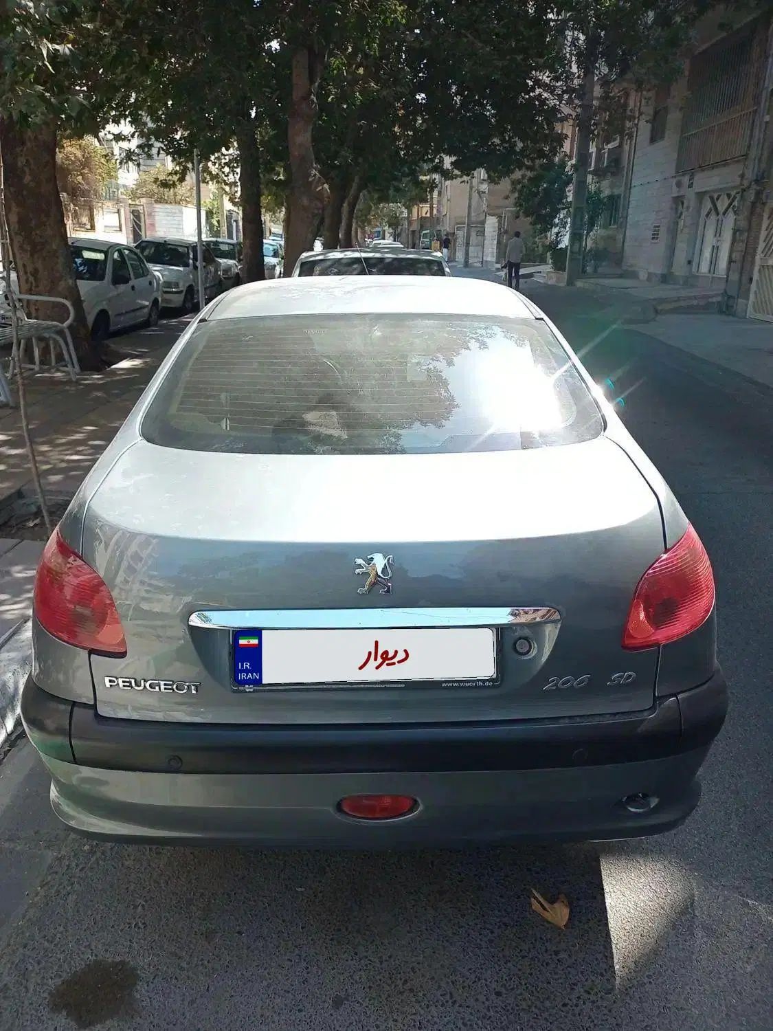 پژو ۲۰۶ صندوق دار v8 - 1396