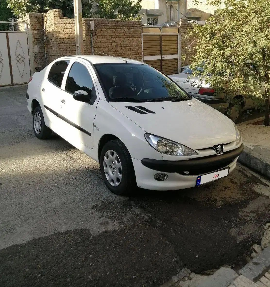 پژو ۲۰۶ صندوق دار v8 - 1387
