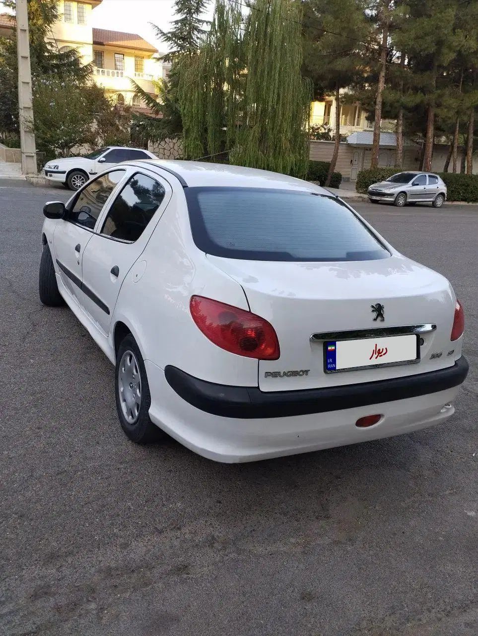 پژو ۲۰۶ صندوق دار v8 - 1387