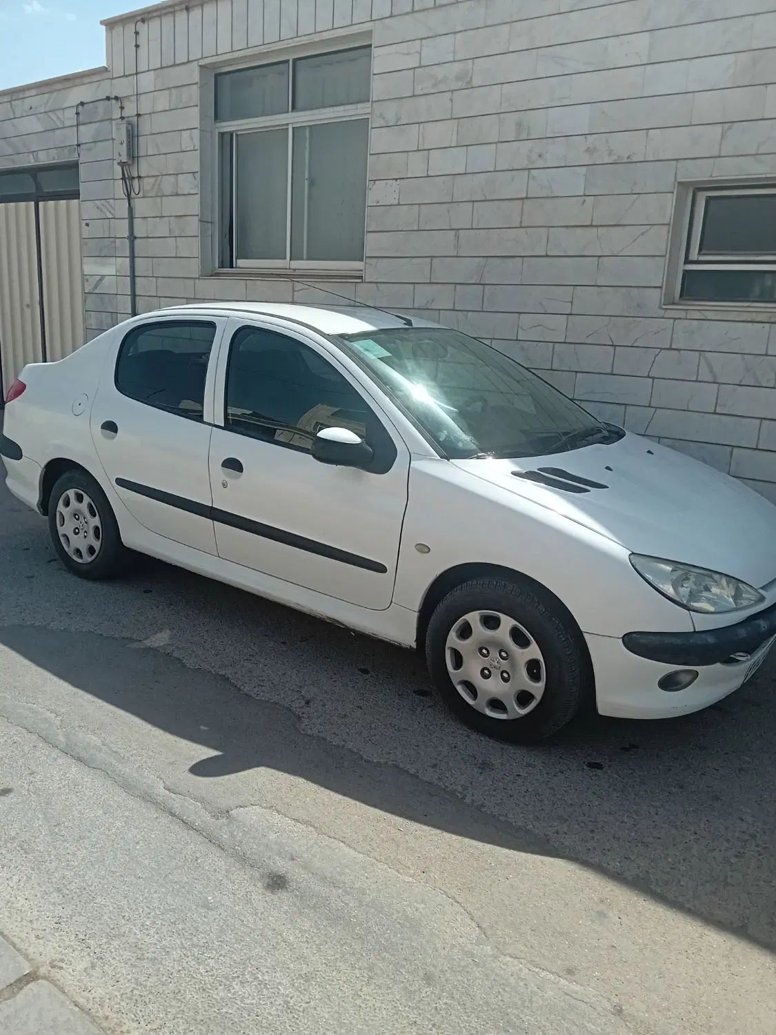 پژو ۲۰۶ صندوق دار v8 - 1394