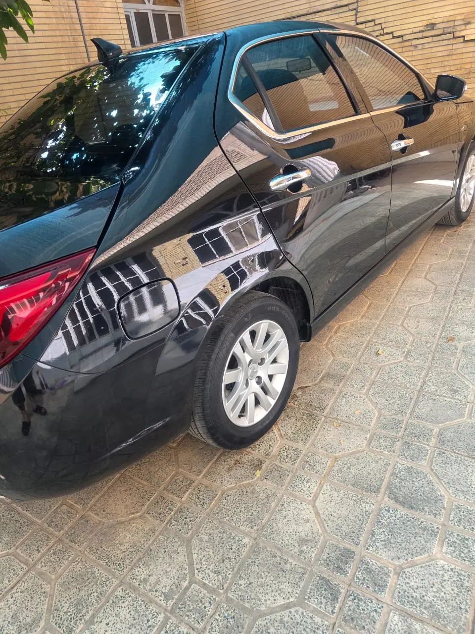 دنا پلاس ۵ دنده EF7 - 1399