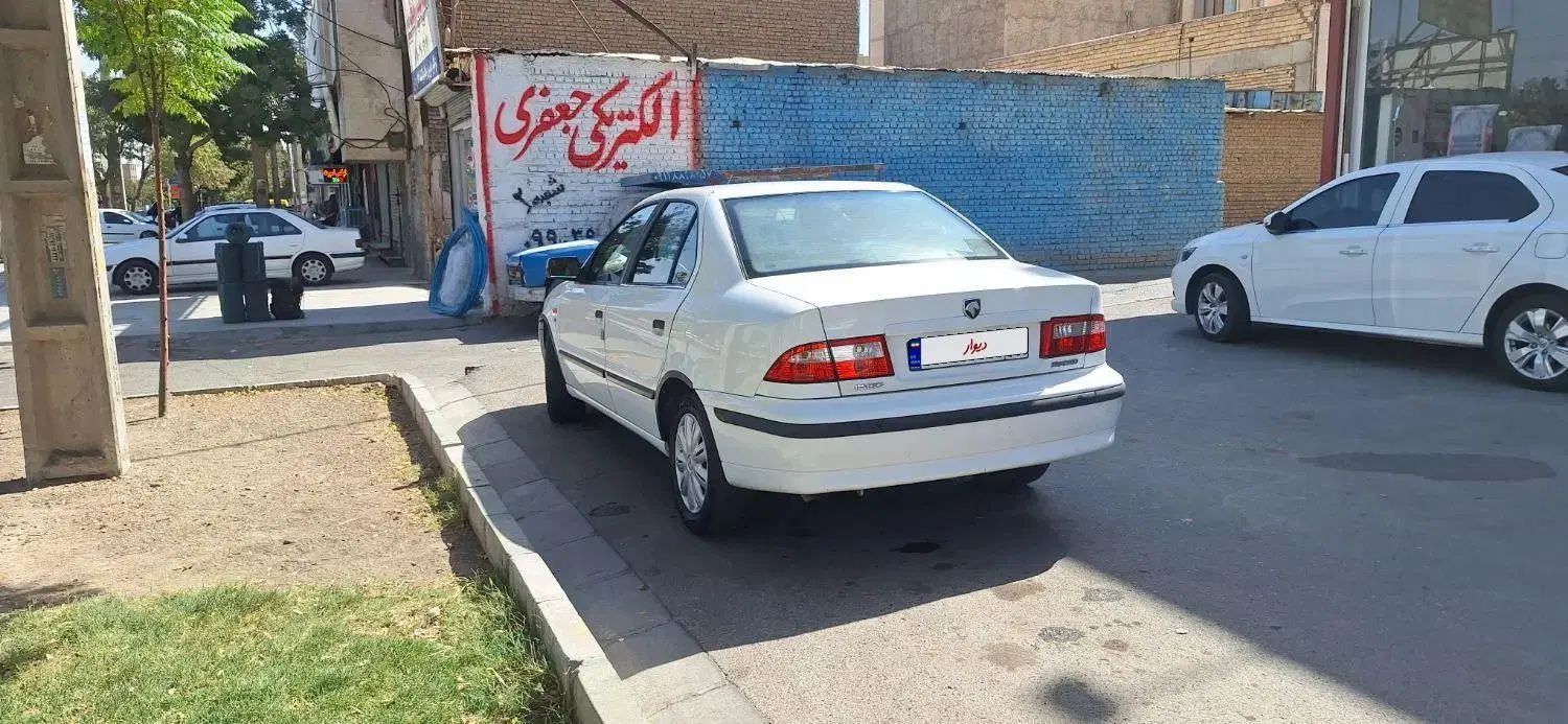 سمند LX XU7 - 1395