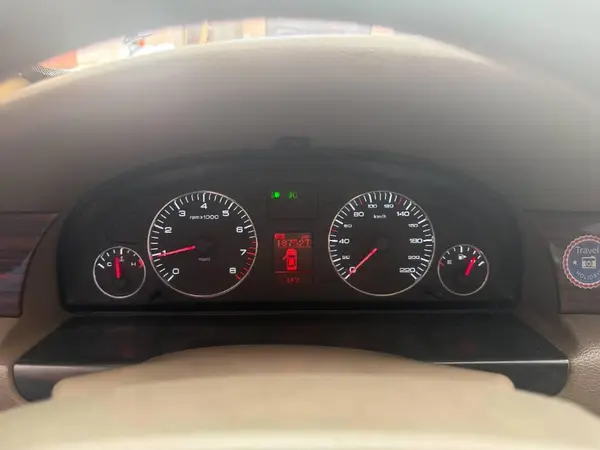 سمند LX XU7 - 1396
