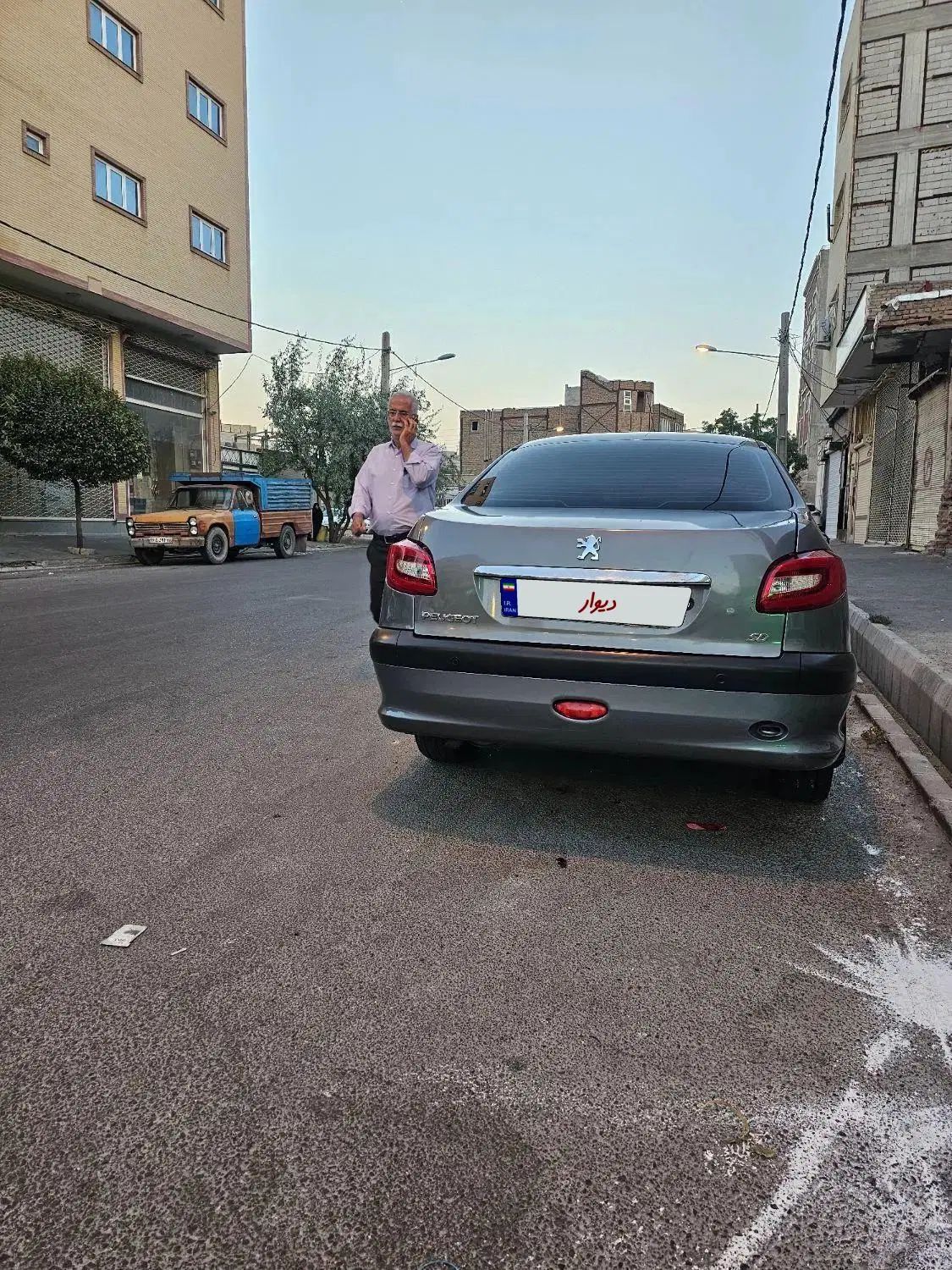 پژو ۲۰۶ صندوق دار v8 - 1393