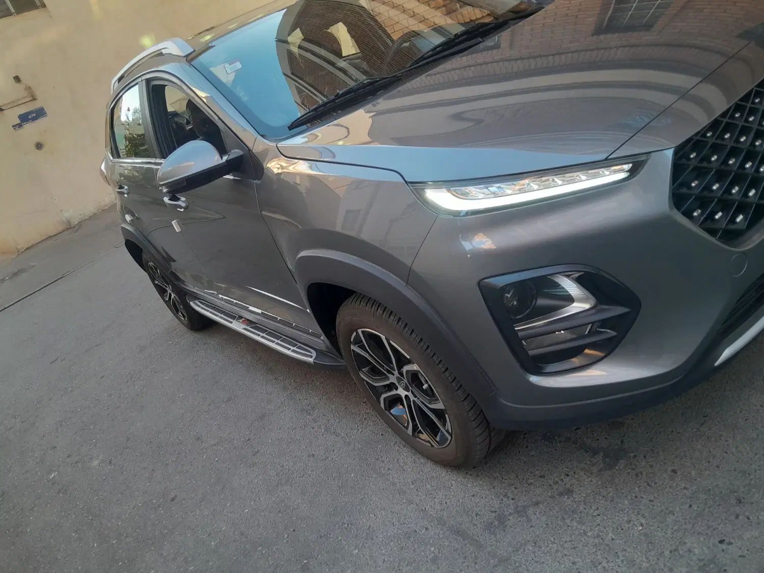 ام وی ام X22 پرو دنده‌ای - 1403