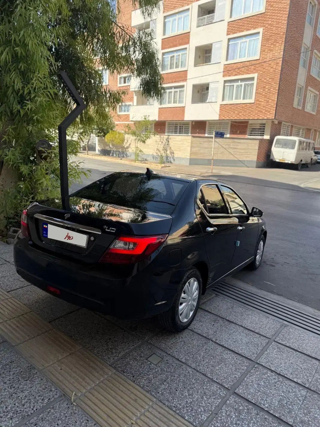 دنا پلاس ۵ دنده EF7 - 1402
