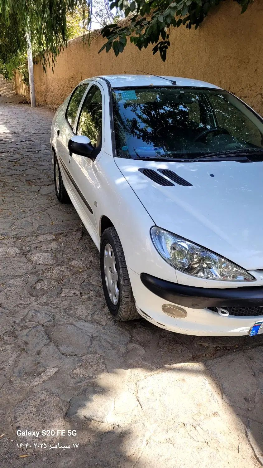 پژو ۲۰۶ صندوق دار v8 - 1397