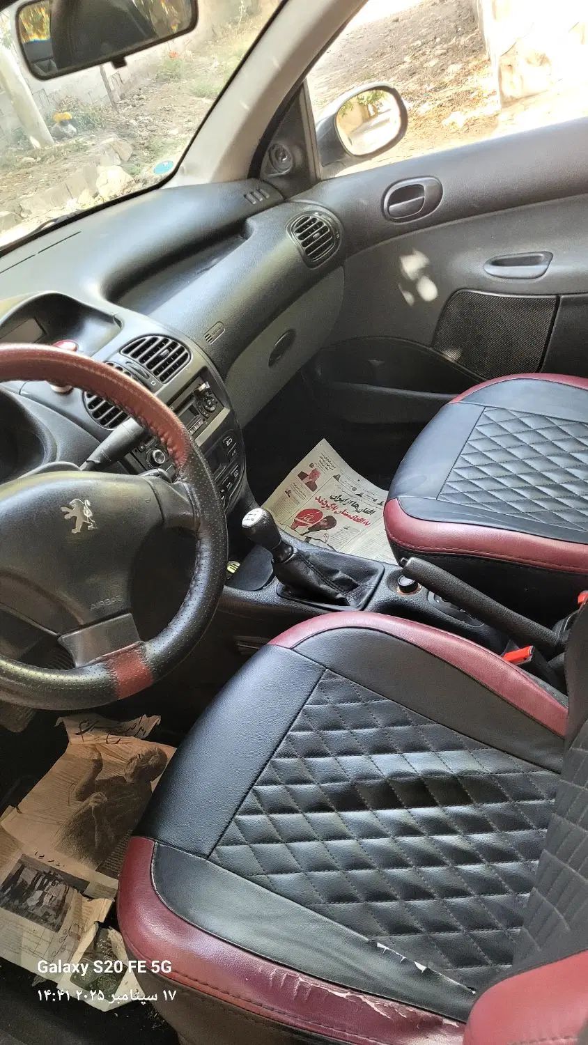 پژو ۲۰۶ صندوق دار v8 - 1397