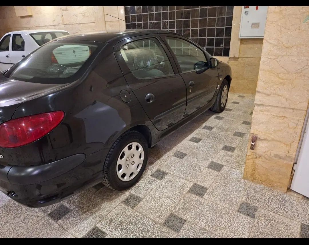 پژو ۲۰۶ صندوق دار v8 - 1397
