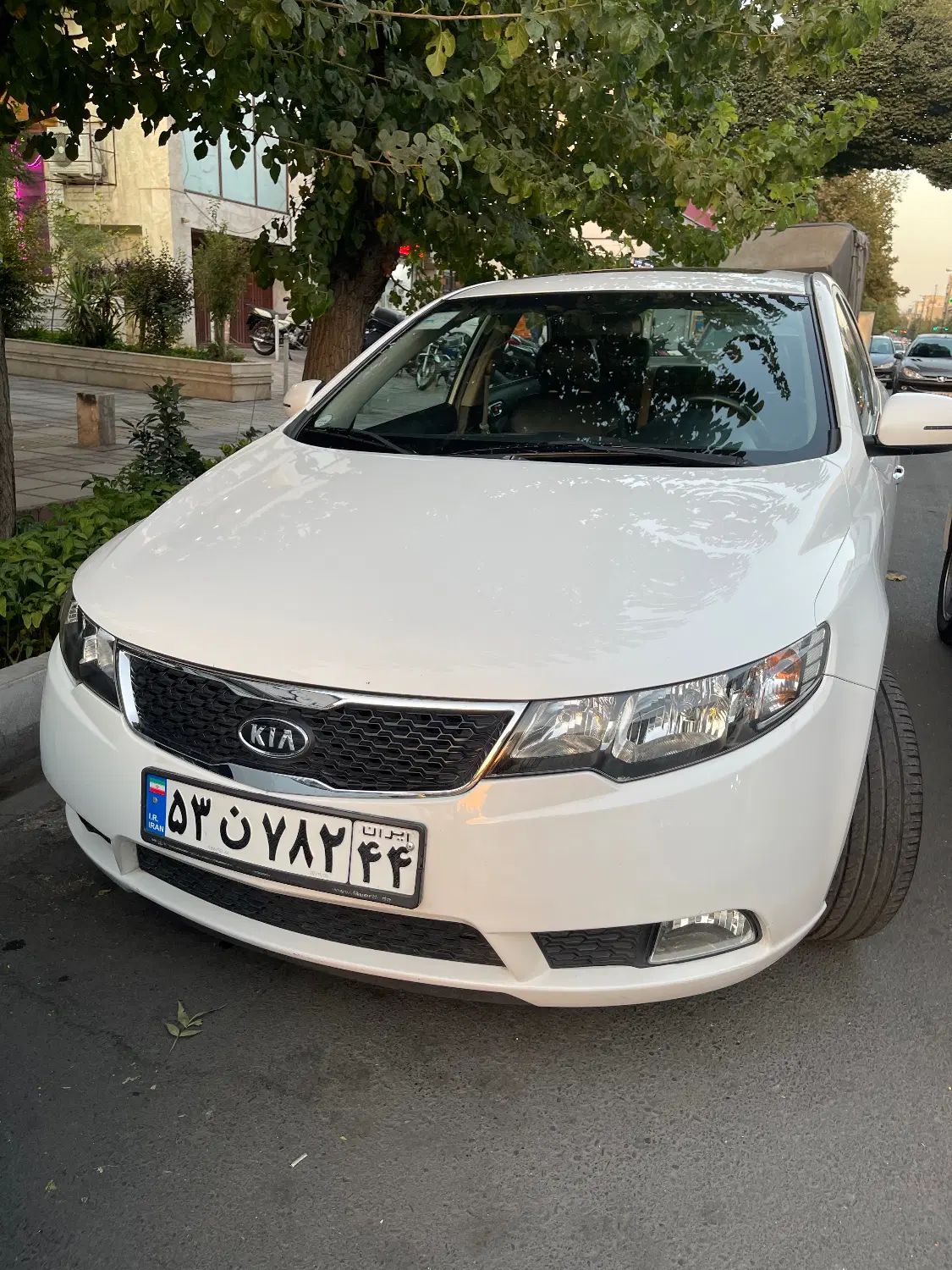 خودرو کیا، سراتو مونتاژ آگهی ann_20509207