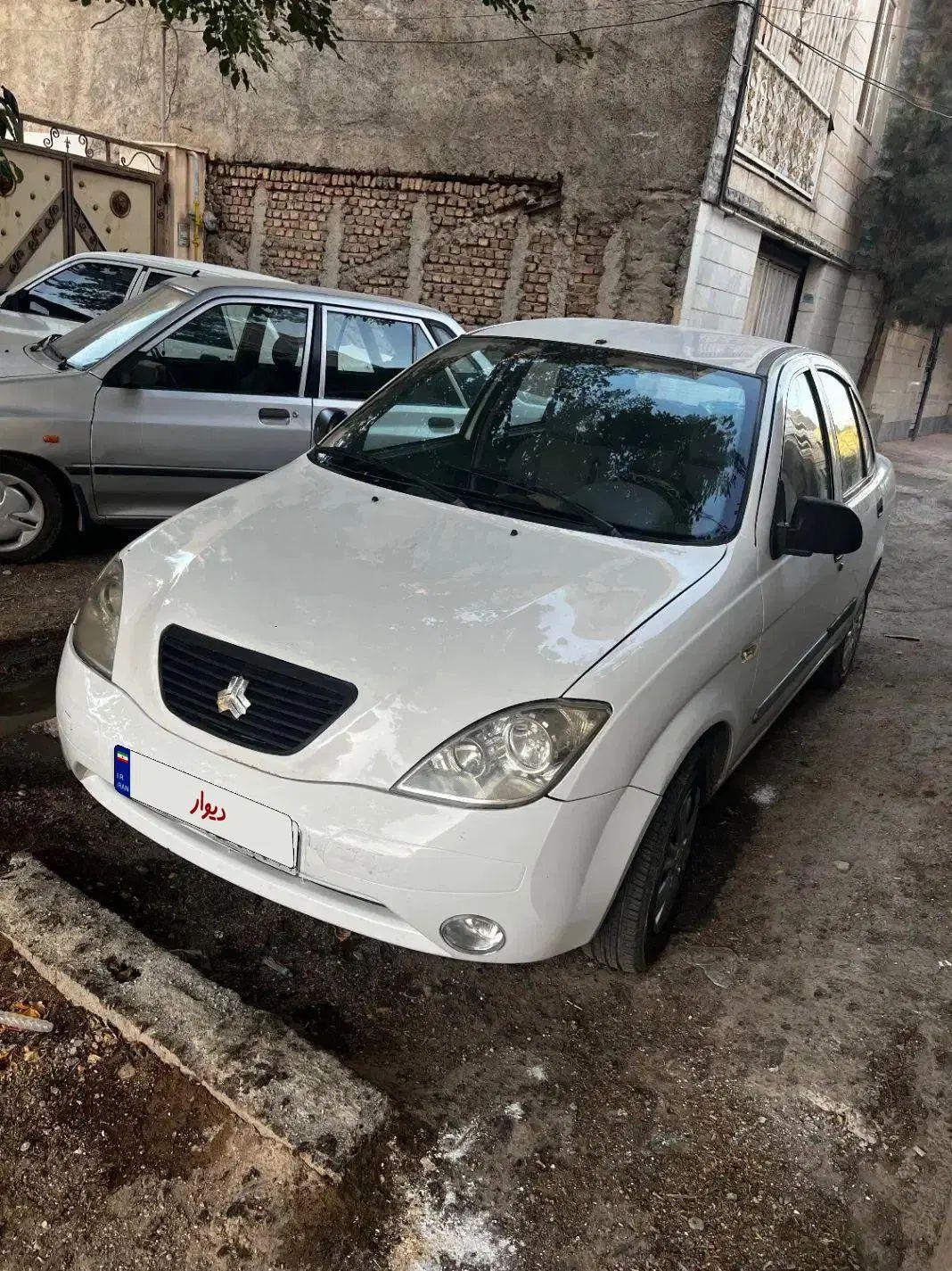 تیبا صندوق دار SX - 1395