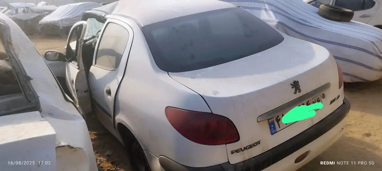 پژو ۲۰۶ صندوق دار v8 - 1389