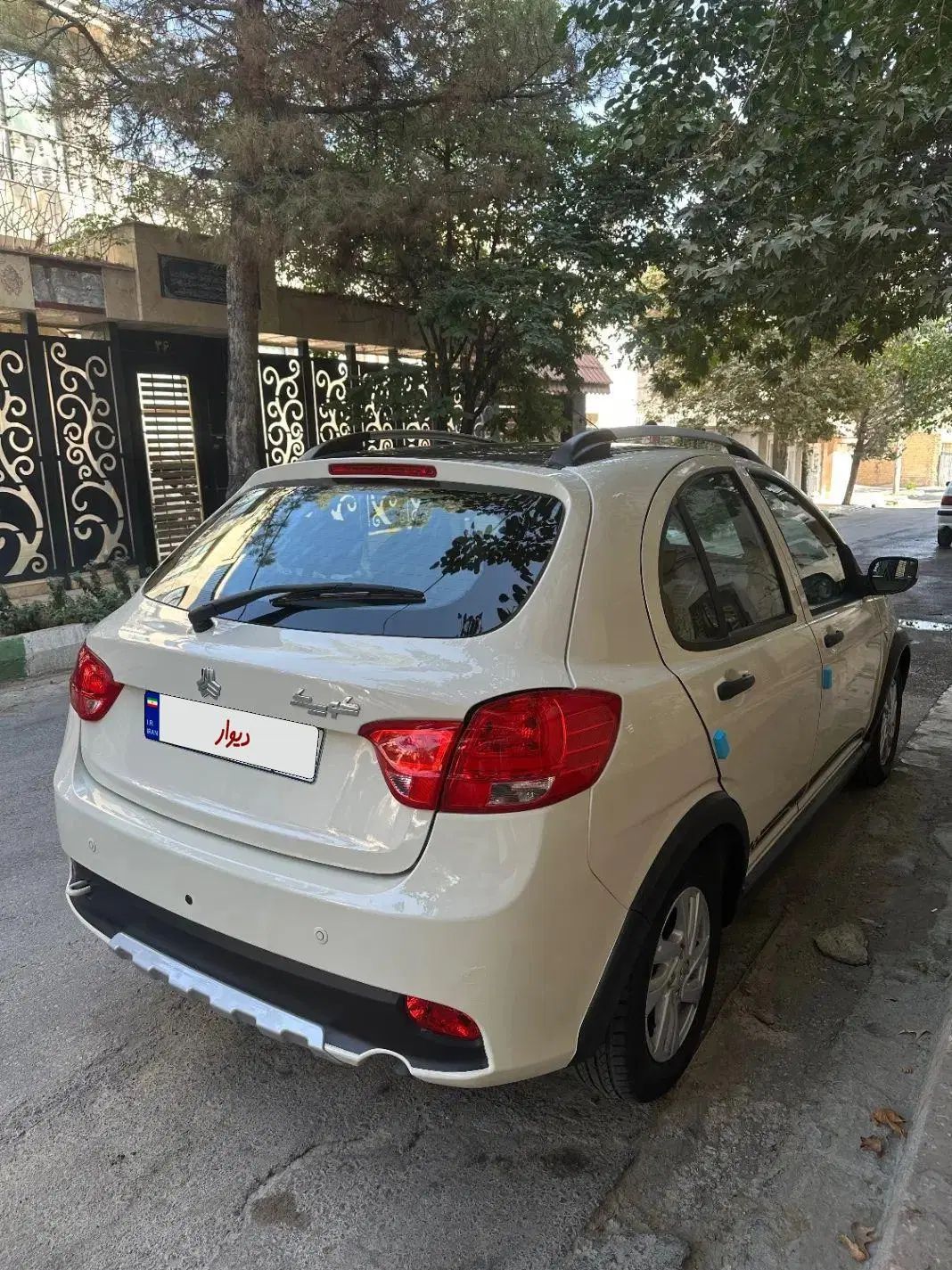 کوییک R دنده‌ای - 1402
