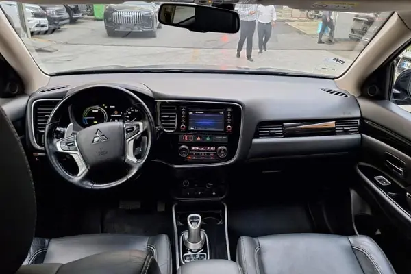 میتسوبیشی اوتلندر PHEV PHEV - 2018
