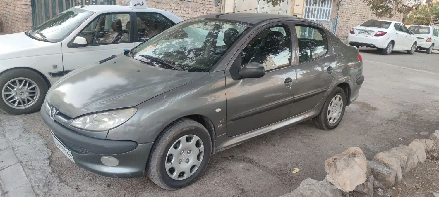 پژو ۲۰۶ صندوق دار v8 - 1394