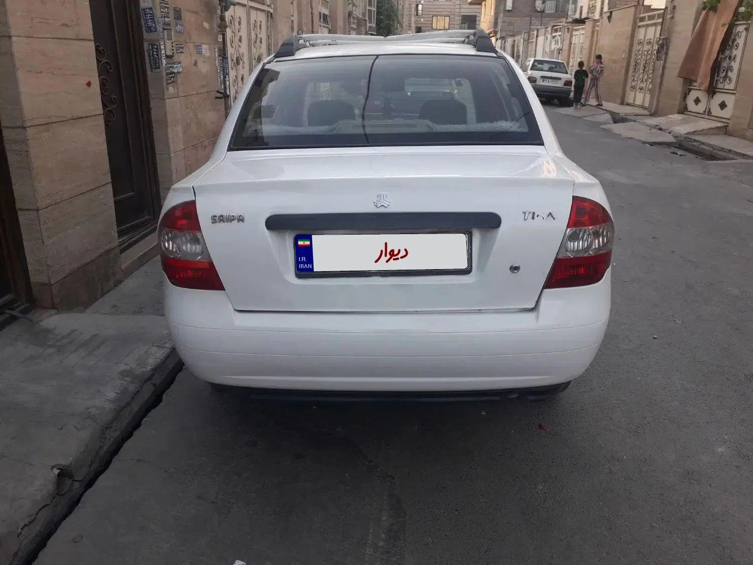 تیبا صندوق دار SX - 1392
