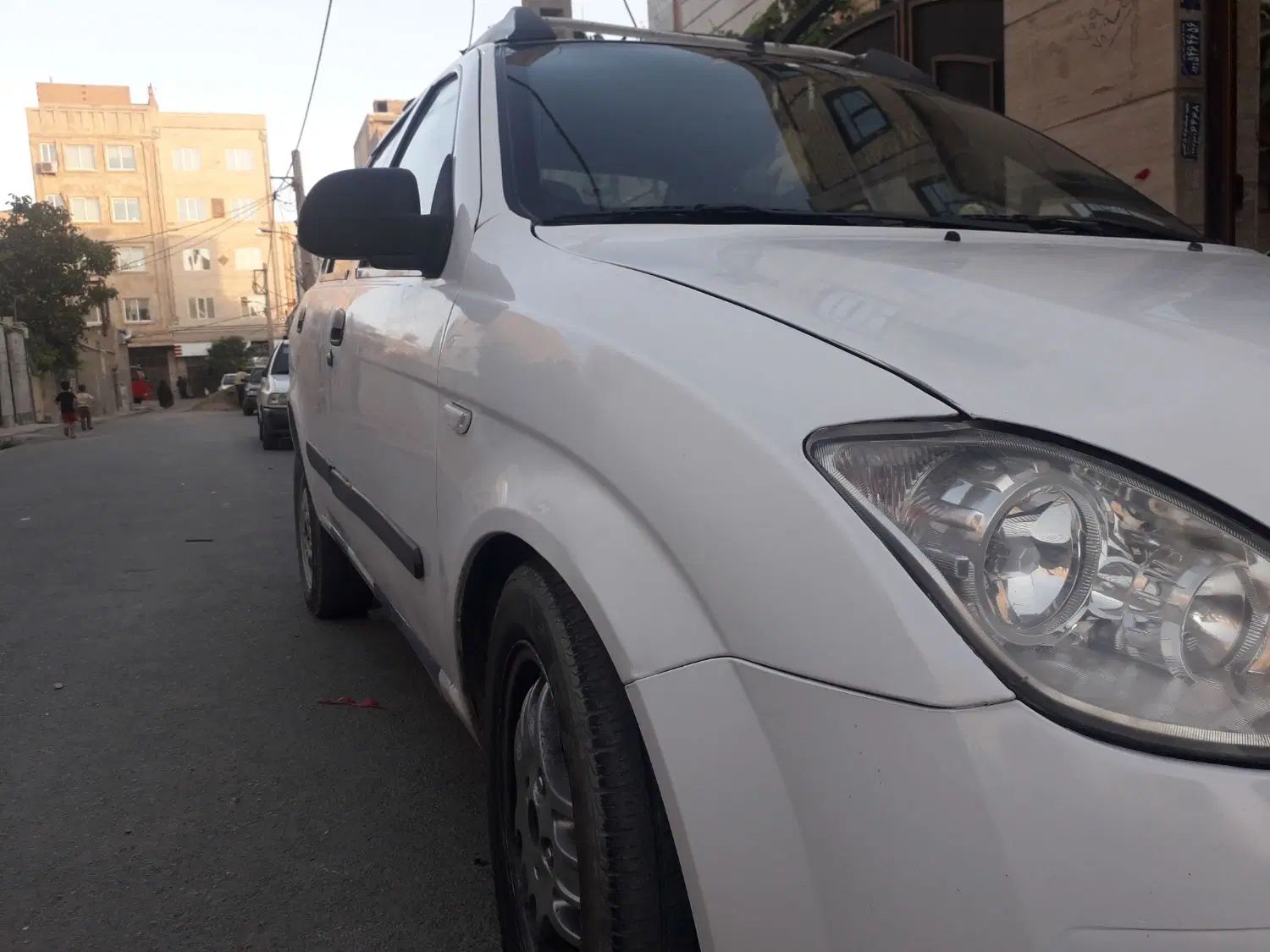 تیبا صندوق دار SX - 1392