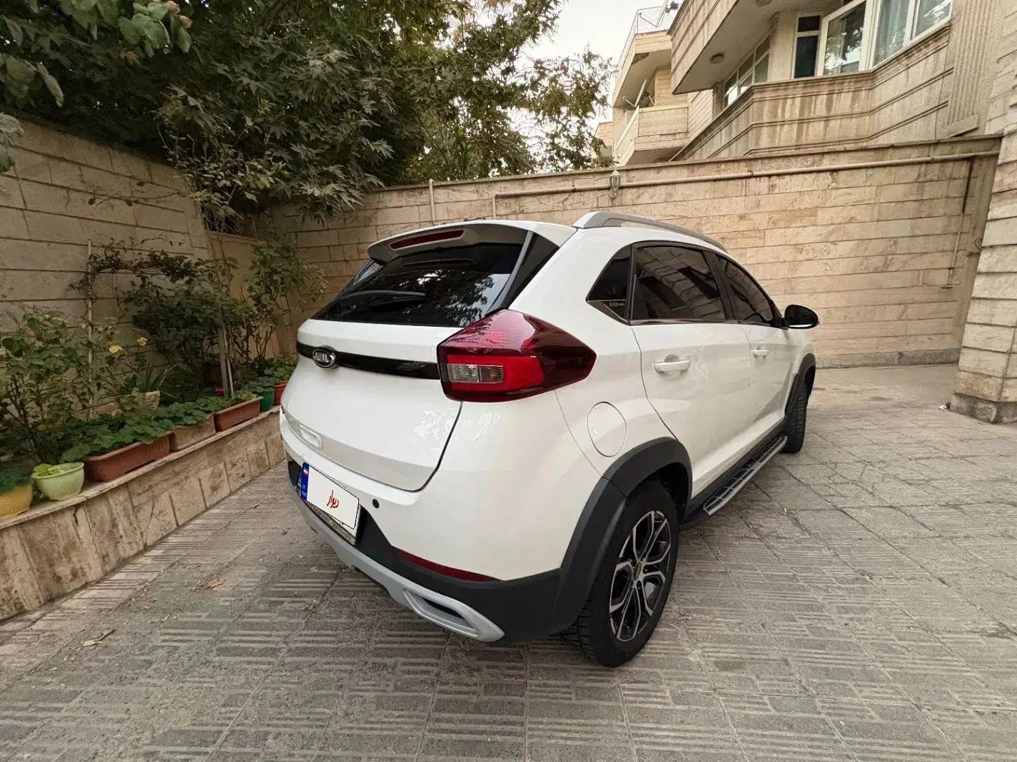 ام وی ام X22 پرو دنده‌ای - 1403