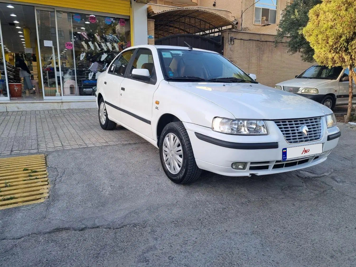 سمند LX XU7 - 1401