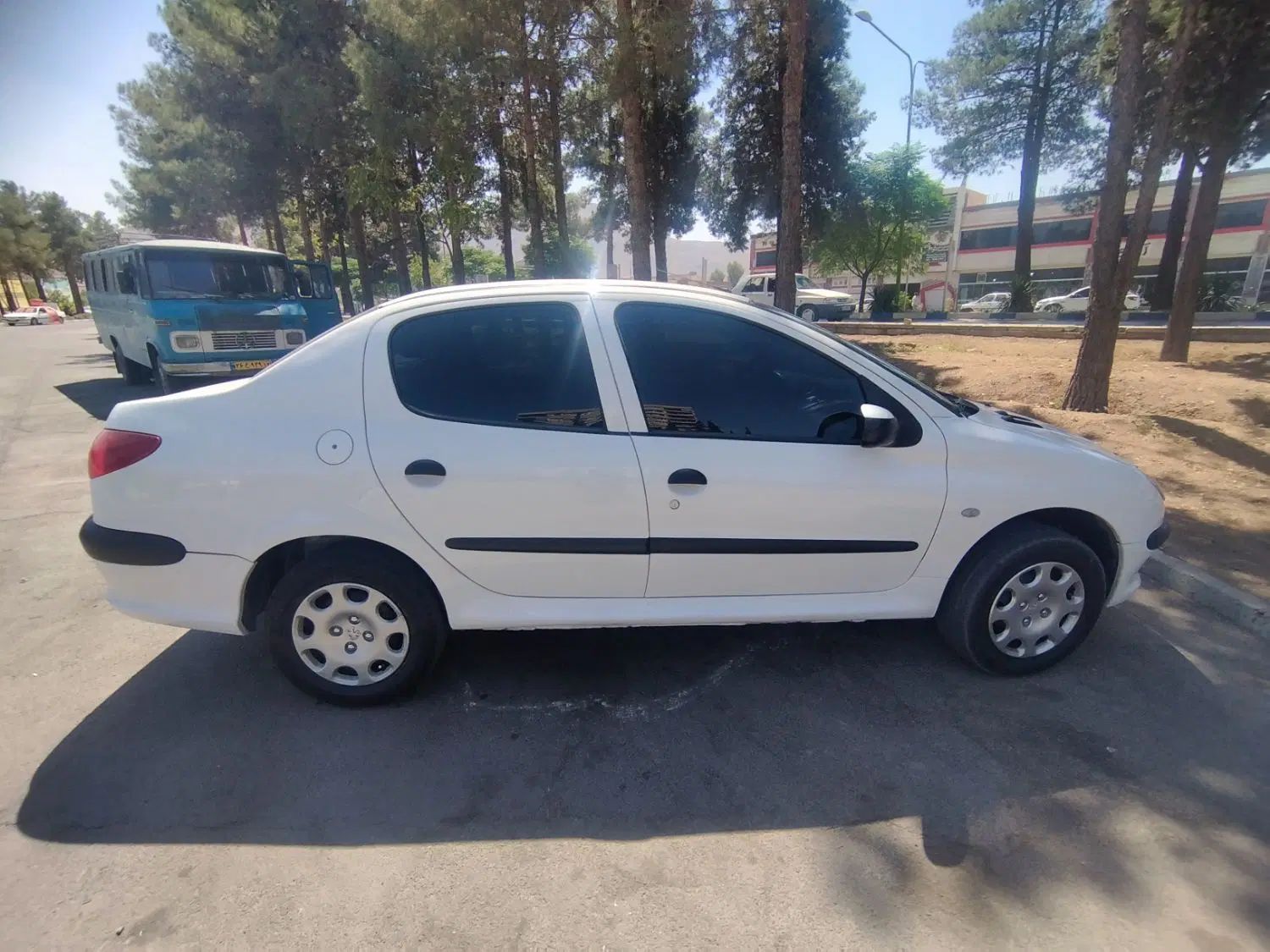 پژو ۲۰۶ صندوق دار v8 - 1393